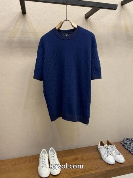 今シーズンのトレンドアイテム 個性派 在庫確保済FENDITシャツブランド コピー 通販. 1