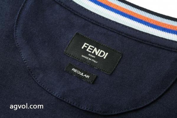 半袖Tシャツフェンディコピー 商品 販売2026fw トレンド 最高の2026年にしようよ 激安期間限定セール 2