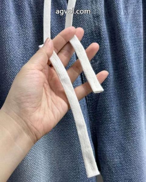 注目作品 お買得セール オシャレさんお勧め!FENDIジーンズコピー ブランド 販売 2