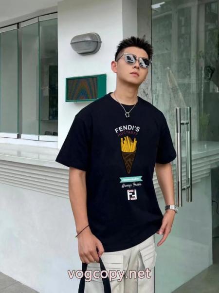 半袖TシャツFENDI定番人気 心がときめく新作 格好良い偽 ブランド 販売 3