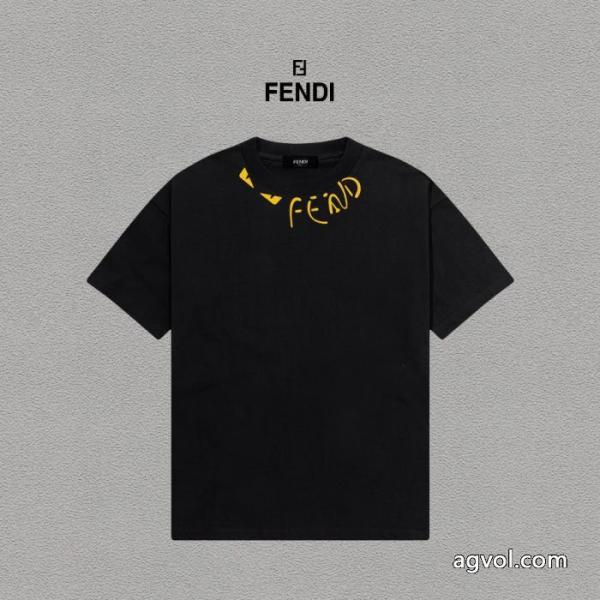 新作追加! 素晴らしい2026の新作 VIP価格人気スーパー ブランド コピーFENDI半袖Tシャツ 4