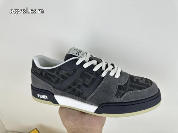 FENDIシック 即発送OK 存在感を発揮するスニーカーブランド コピー 着払い.. 5 