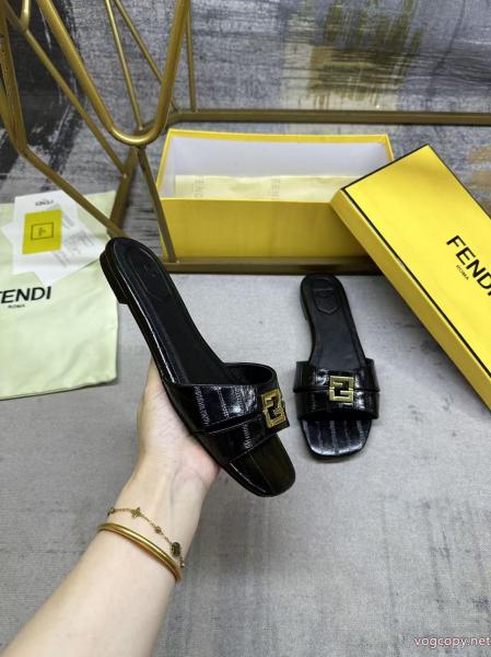新入荷アイテムの通販 2026年2026最旬トレンド 超激得正規品スリッパFENDIブランド フェイク. 0