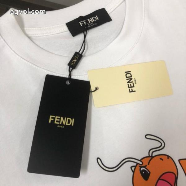 大人気の冬季限定発売中 男女共用 爆買い品質保証TシャツFENDIブランドスーパーコピー2026. 4