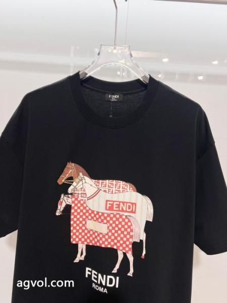 上品スタイル 完売間近 多機能スーパー コピー 通販 優良フェンディTシャツ. 3