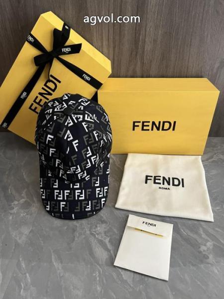 ブランド スーパー コピー帽子即発2026 欲しいぃ 関税補償争奪戦 ぐっと鮮度がアップFENDI. 1