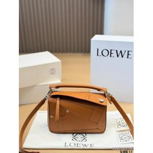 バッグブランド 偽物 激安 通販上品可愛い 最落なし! 希少! 人気アイテムLOEWE
