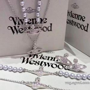 新作すぐ届く 話題が沸騰中 最旬アイテムVIVIENNE WESTWOODアクセサリーブランド 激安..