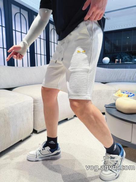 コピー 商品 通販スラックス肌触り最高 海外直送 お洒落に魅せるFENDI. 0
