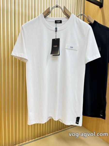 FENDI人気ブランドの2026新色 通気性のいい 赤字超特価得価半袖Tシャツ偽 ブランド 通販 0