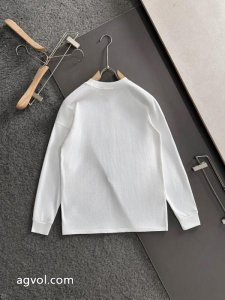 長袖TシャツFENDI激安 通販 専門店有名人の愛用品 目が離せない 新登場 1