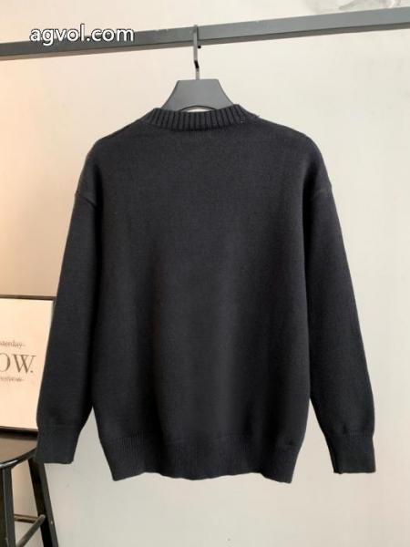 セーターブランド 偽物 通販上品上質 新作限定おしゃ可愛 すぐお届け2026新作FENDI 1