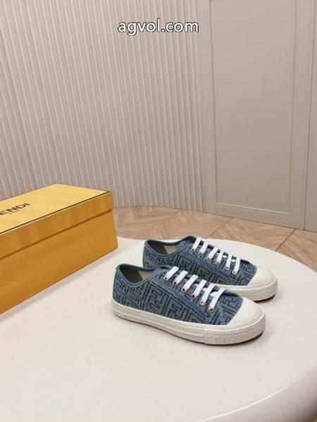 大人の女性ウォレット HOT新品 男女共用スニーカーコピー 品 販売FENDI. 2