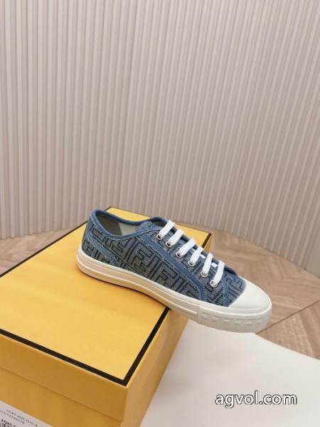 大人の女性ウォレット HOT新品 男女共用スニーカーコピー 品 販売FENDI. 4