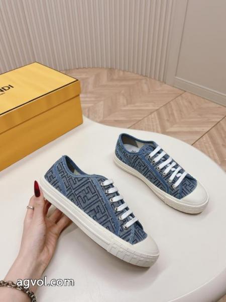 大人の女性ウォレット HOT新品 男女共用スニーカーコピー 品 販売FENDI. 5