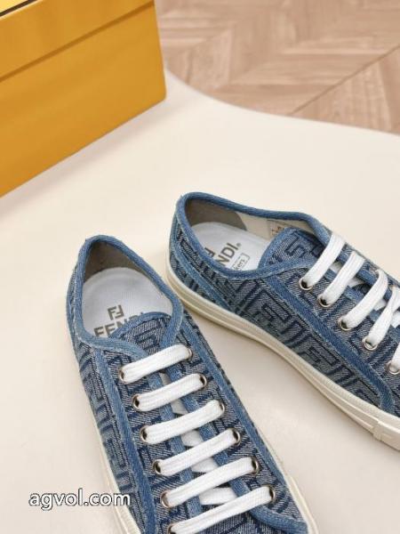 大人の女性ウォレット HOT新品 男女共用スニーカーコピー 品 販売FENDI. 6