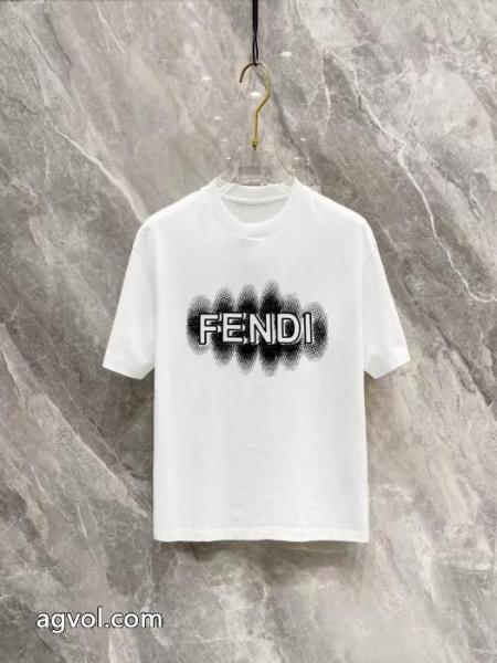 数量限定販売 絶対オススメ,再入荷アイテム偽物 通販 FENDI半袖Tシャツ 2