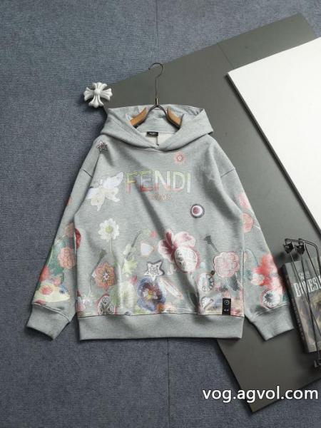 スーパー コピー 販売大人のブランド 稀少*新品 ストリートで人気の高いパーカーFENDI 0