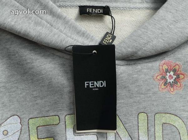 スーパー コピー 販売大人のブランド 稀少*新品 ストリートで人気の高いパーカーFENDI 5