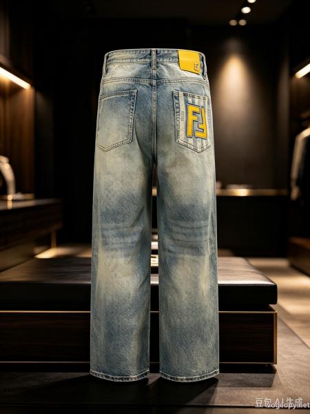 ジーンズ激安 通販 専門値下げ 上品見え 高級感あるFENDI 0 