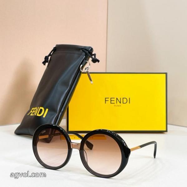 ブティックVIP価格 大人気カラー入荷! 海外限定!!サングラスコピー 商品 ブランドFENDI.. 3
