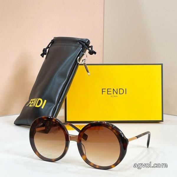 ブティックVIP価格 大人気カラー入荷! 海外限定!!サングラスコピー 商品 ブランドFENDI.. 6