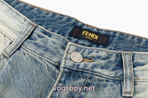 数量限定セール 華やかな印象に 2026新作限定FENDIジーンズスーパー コピー 品 3