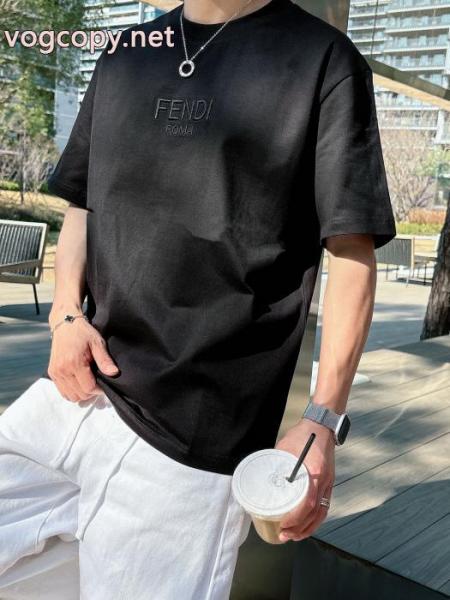 フェンディTシャツブランド 通販店人気モデル雑誌掲載 冬に爆発的な人気 大人のセンスを感じさせる . 5 