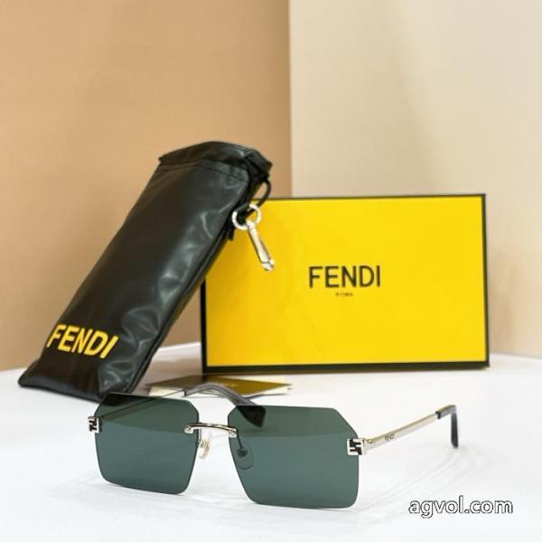 フェンディサングラスブランド 偽物 通販2026年度 人気商品 売り切れ 早期完売. 2