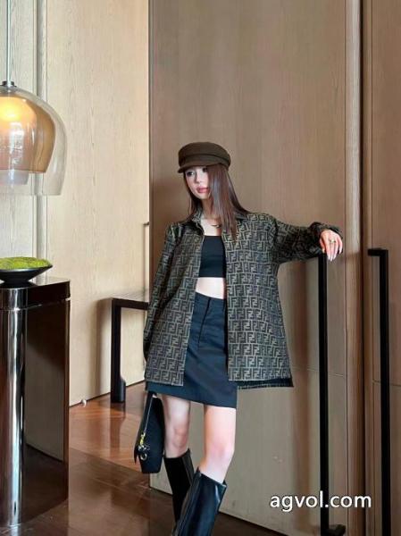 FENDI超激レア人気新作 売切れ必須 今季大人気コートコピー 品 販売. 6 
